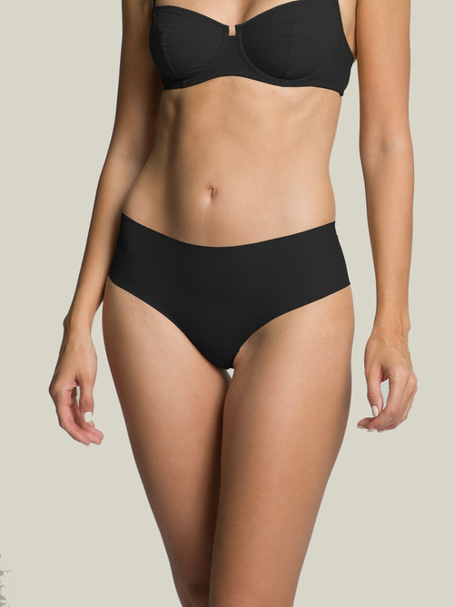 Daisy Mid-Rise Brief in Black