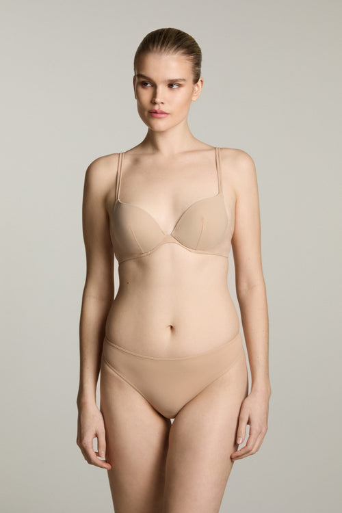 Lea Medium Brief in Light Almond