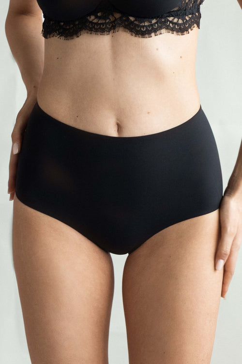 Délicieuse High Waist Brief in Black