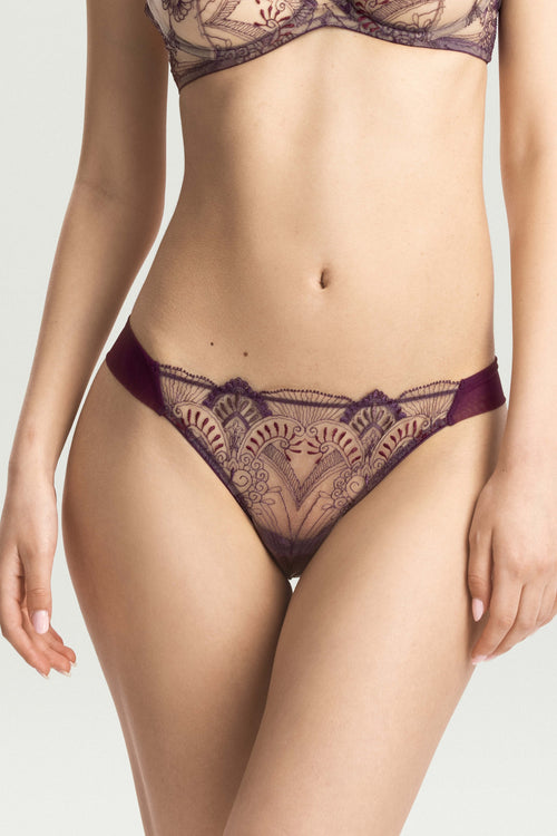 Love Potion Thong in Amethyst