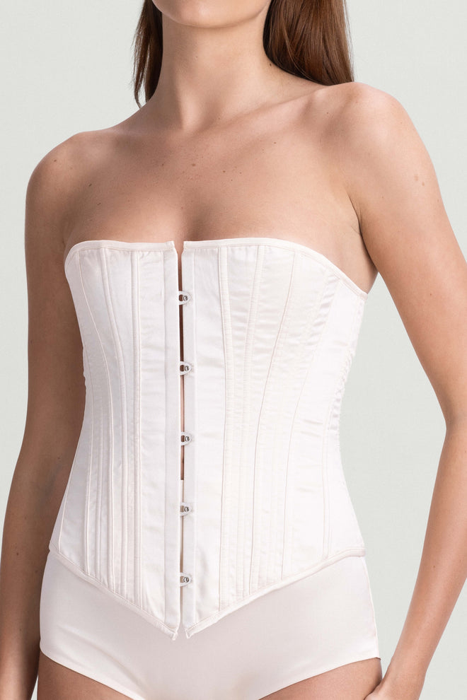 Midnight Desire Strapless Bustier in Buttery Cream
