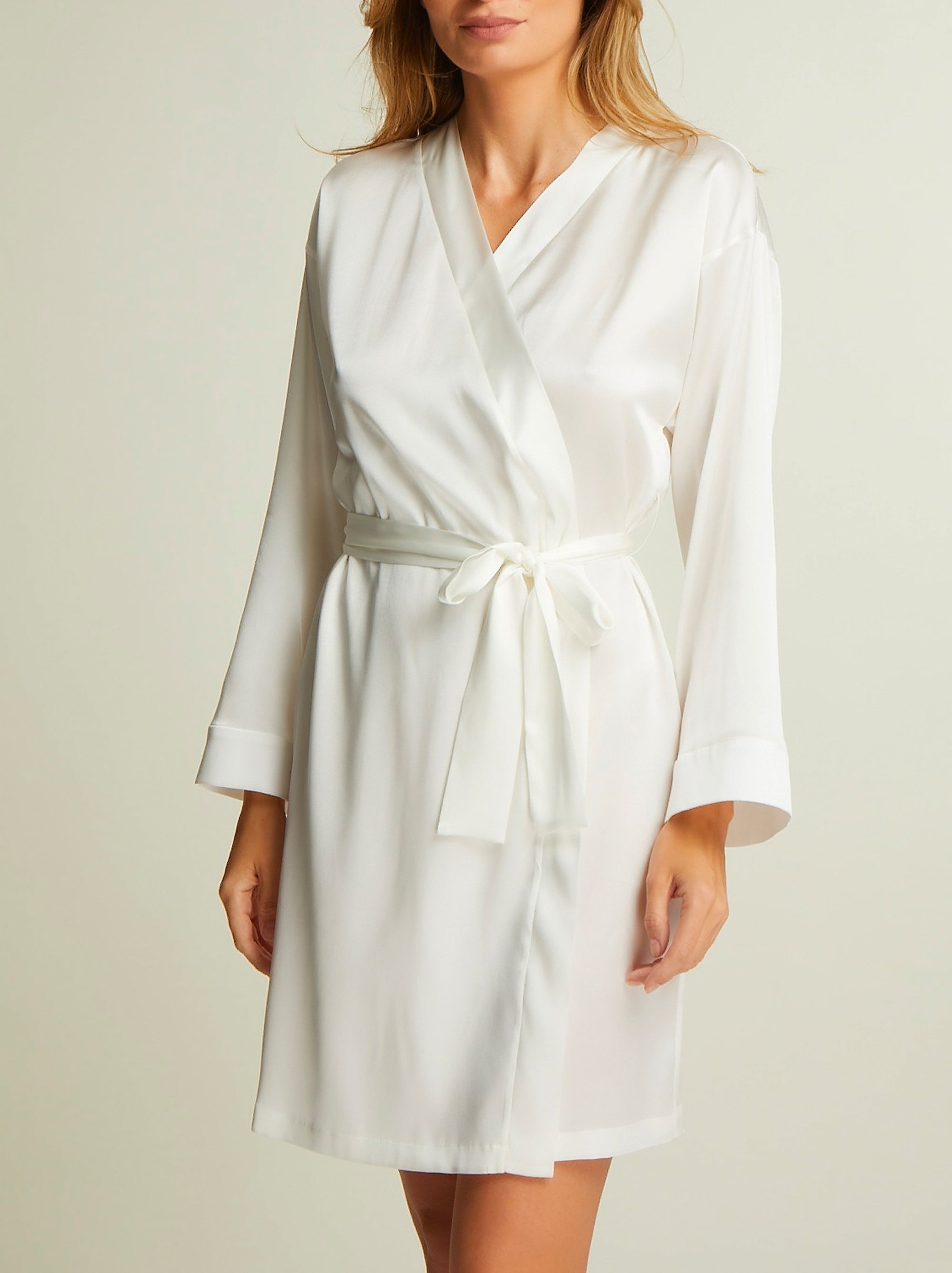Lombard Street Mini Robe in Cream – I.D. Sarrieri