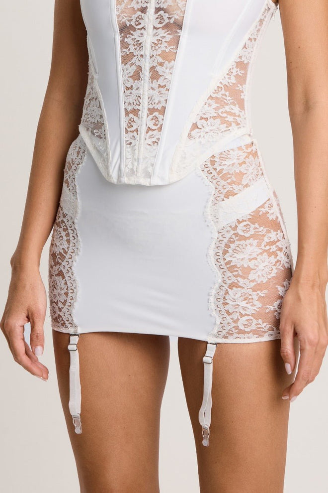 Délicieuse Suspender Belt in Cream - I.D. Sarrieri