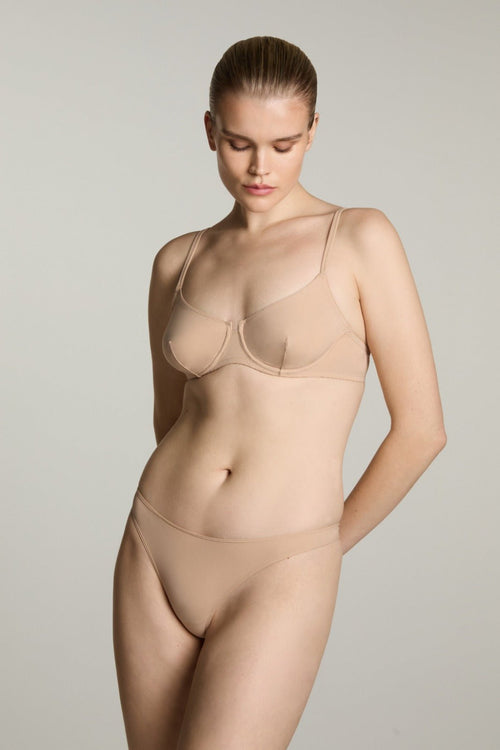 Lea Thong in Light Almond - I.D. Sarrieri