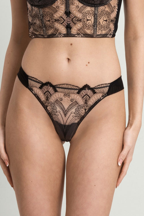 Love Potion Thong in Black