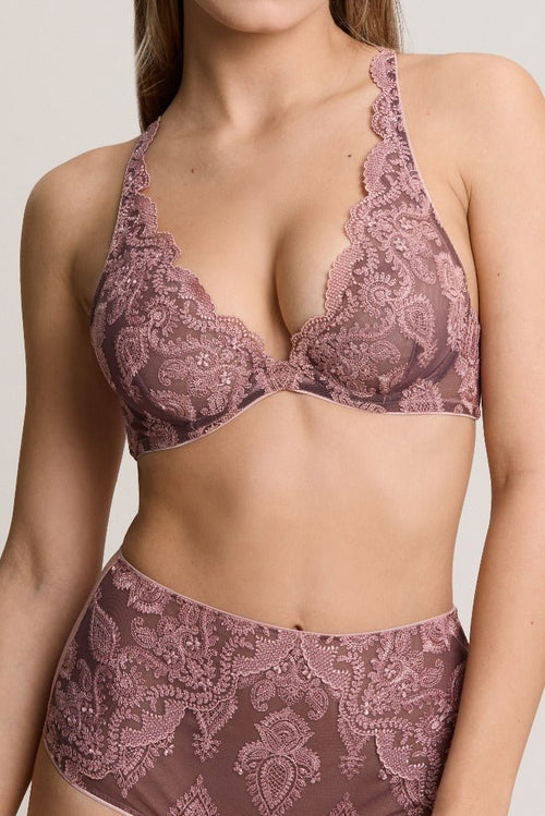 Porcelain Underwired Triangle Bra in Vintage Pink